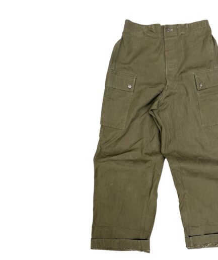 Pantalón militar
