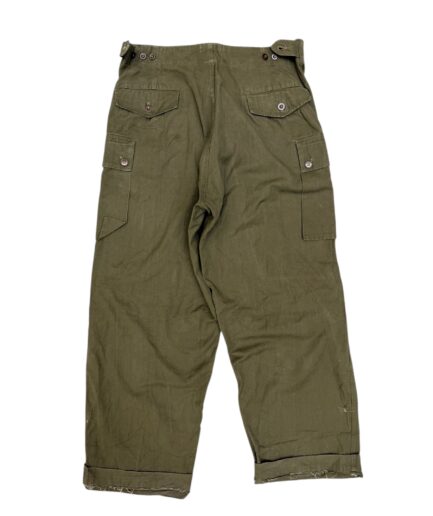 Pantalón militar